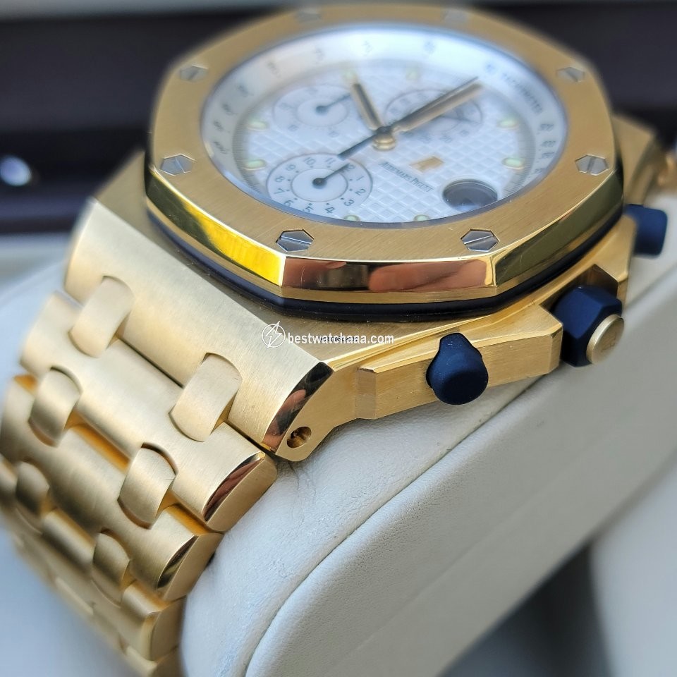IMG_9086 Audemars Piguet Royal Oak Offshore Chronograph Mens watch Unisex Automatic Yellow gold 25721BA.OO.1000BA.03 3