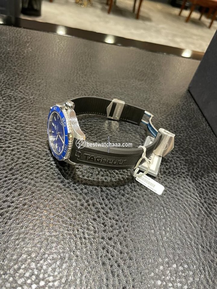 IMG_9086 TAG Heuer Aquaracer 500M Mens watch Unisex Automatic Steel WAK2111 3