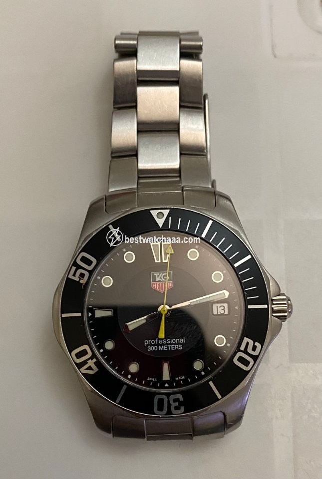 IMG_9086 TAG Heuer Aquaracer Mens watch Unisex Quartz Steel WAB1110.BA0800 3