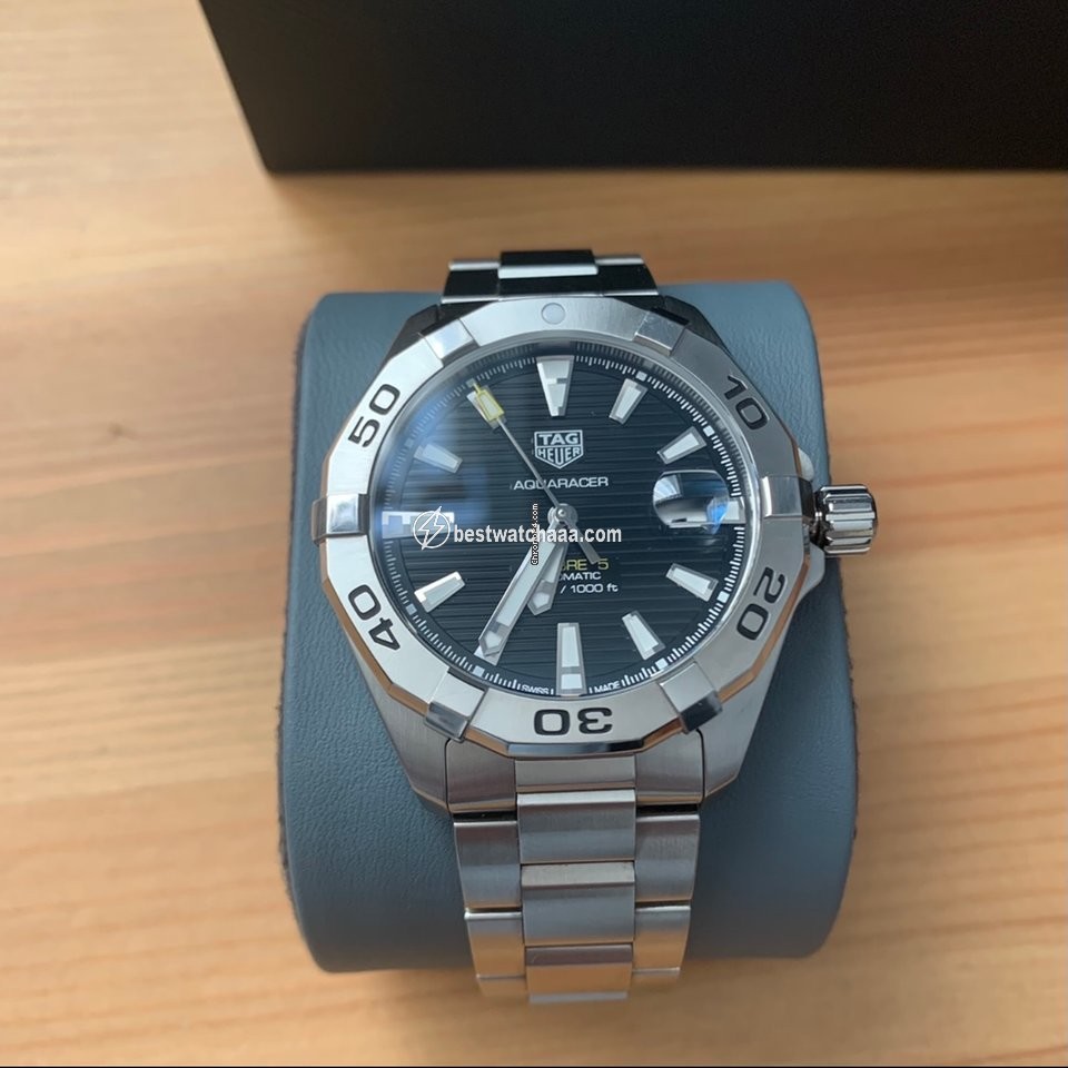 IMG_9086 TAG Heuer Aquaracer 300M Mens watch Unisex Automatic Steel WBD2110.BA0928 3
