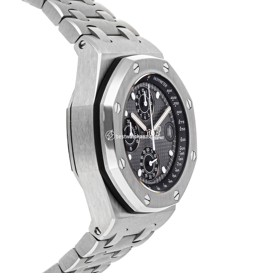 IMG_9086 Audemars Piguet Royal Oak Offshore Chronograph Mens watch Unisex Automatic Titanium 26238TI.OO.2000TI.01 3