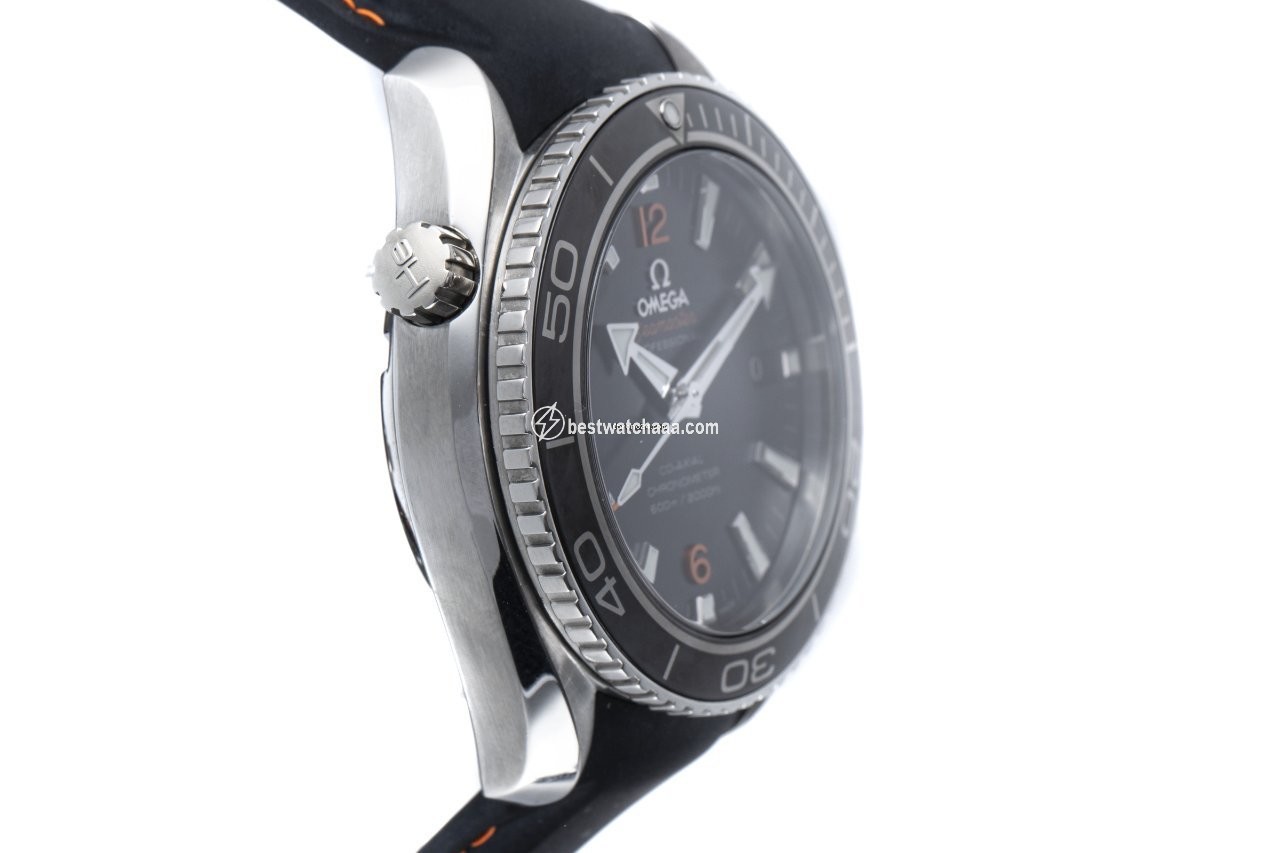 IMG_9086 Omega Seamaster Planet Ocean Mens watch Unisex Automatic Steel 232.30.42.21.01.003 3