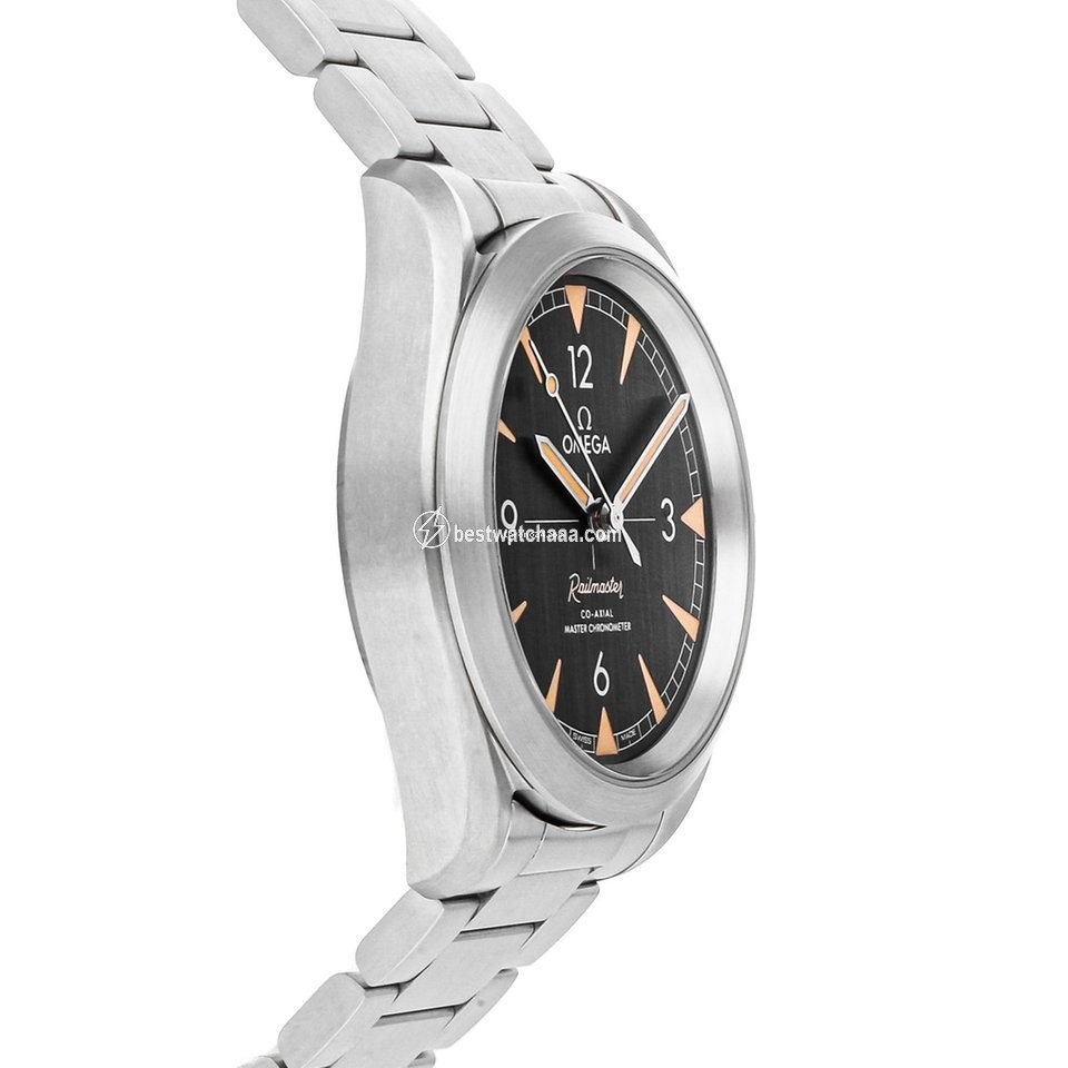 IMG_9086 Omega Seamaster Railmaster Mens watch Unisex Automatic Steel 220.10.40.20.01.001 3