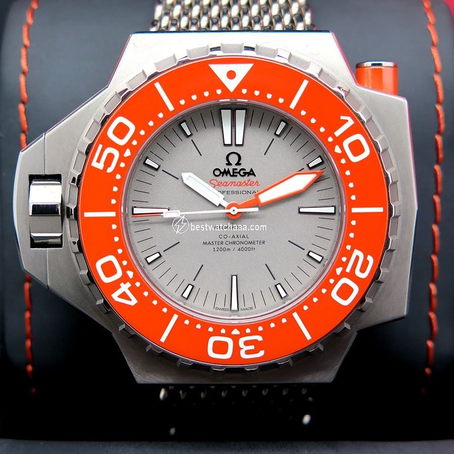 IMG_9086 Omega Seamaster PloProf Mens watch Unisex Automatic Titanium 227.90.55.21.99.002 3