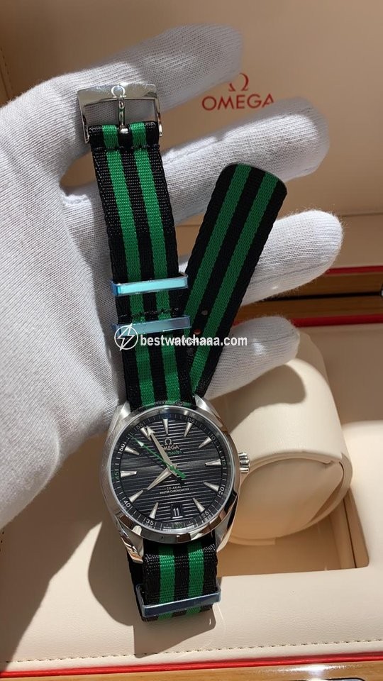 IMG_9081 Omega Seamaster Aqua Terra Mens watch Unisex Automatic Steel 220.12.41.21.01.002 Replica 4
