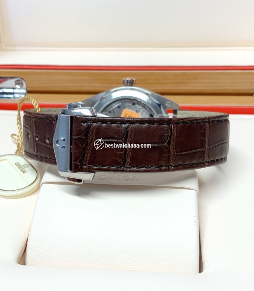 IMG_9081 Omega Seamaster Aqua Terra Mens watch Unisex Automatic Gold Steel 220.23.41.21.02.001 Replica 4