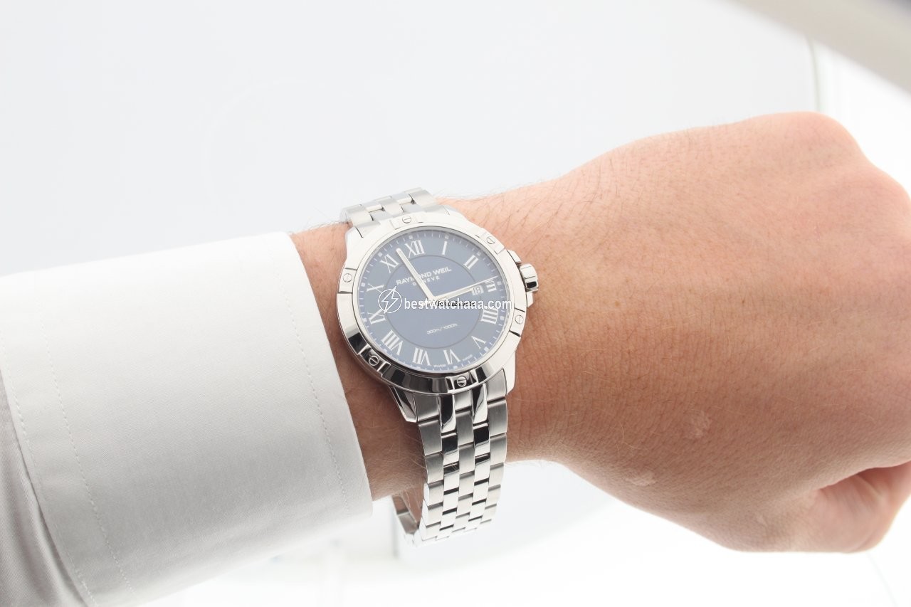 IMG_9081 Raymond Weil Tango Mens watch Unisex Quartz Steel 8160-ST-00508 Replica 4