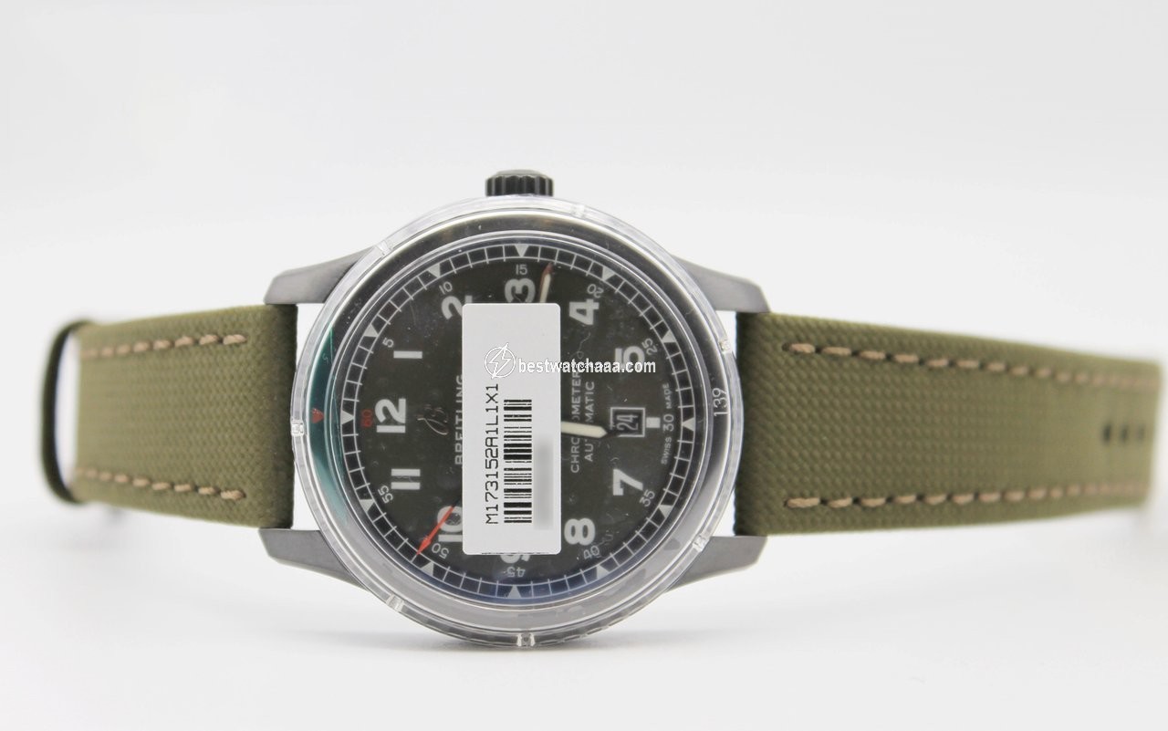 IMG_9081 Breitling Aviator 8 Mens watch Unisex Automatic Steel M173152A1L1X1 Replica 4