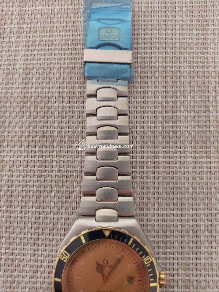 IMG_9081 Omega Seamaster Diver 300 M Mens watch Unisex Quartz Steel 396.104 1 Replica 4