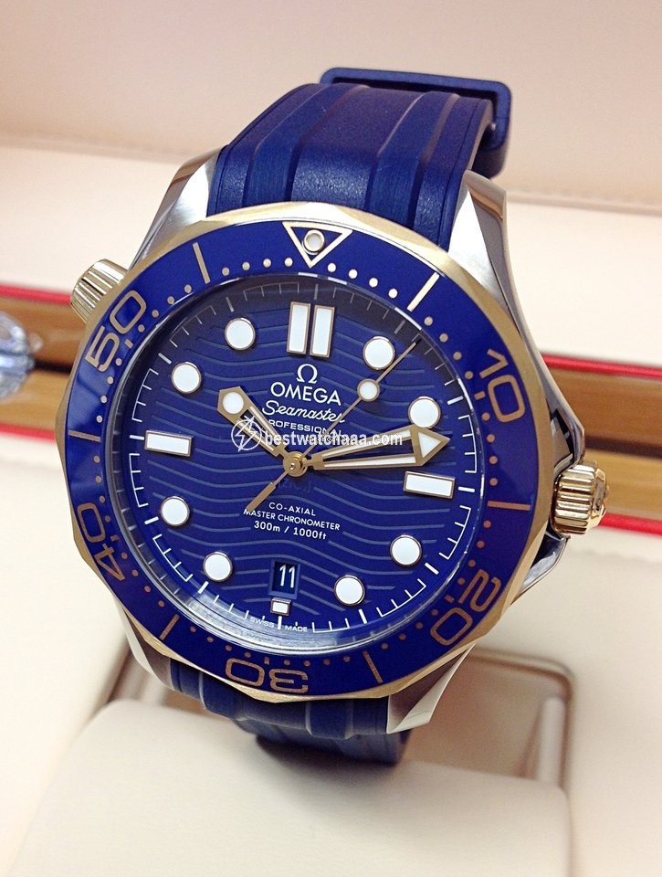 IMG_9081 Omega Seamaster Diver 300 M Mens watch Unisex Automatic Gold Steel 210.22.42.20.03.001 Replica 4