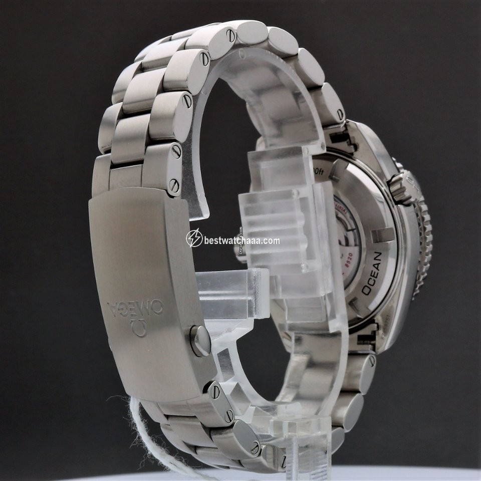 IMG_9081 Omega Seamaster Planet Ocean Mens watch Unisex Automatic Steel 232.30.38.20.01.001 Replica 4