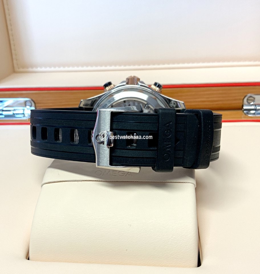IMG_9081 Omega Seamaster Mens watch Unisex Automatic Gold Steel 210.22.44.51.01.001 Replica 4