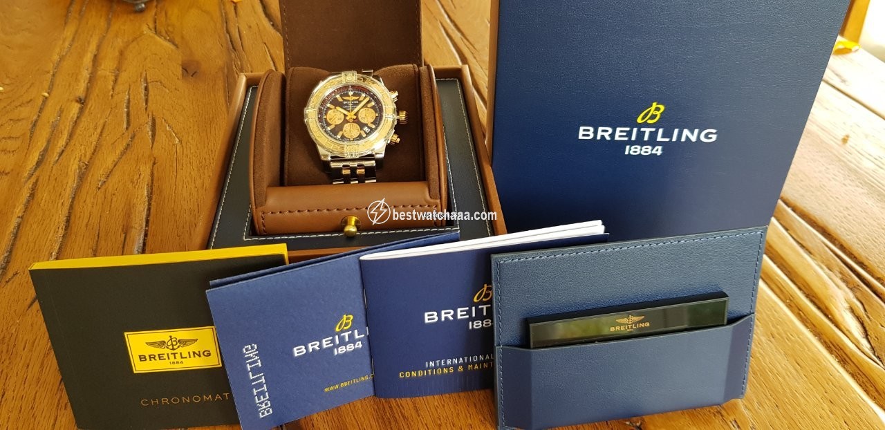 IMG_9081 Breitling Chronomat 44 Automatic Gold Steel CB011012 Q576 Replica 4