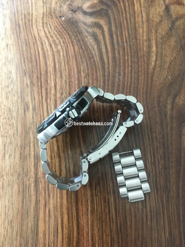 IMG_9081 TAG Heuer Formula 1 Quartz Mens watch Unisex Quartz Steel WAH1011.EWA8457 Replica 4