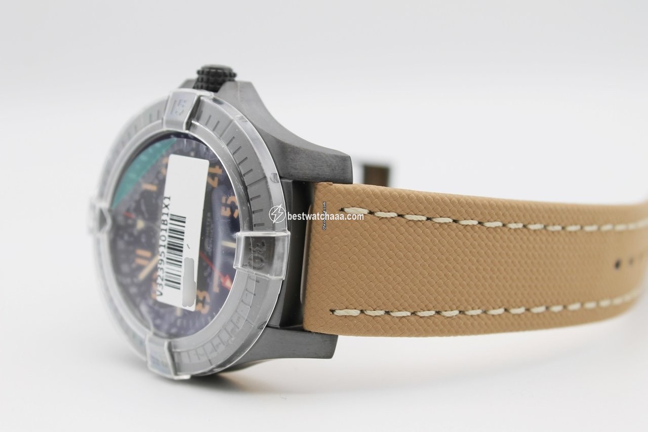 IMG_9081 Breitling Avenger Mens watch Unisex Automatic Titanium V32395101 B1X1 Replica 4