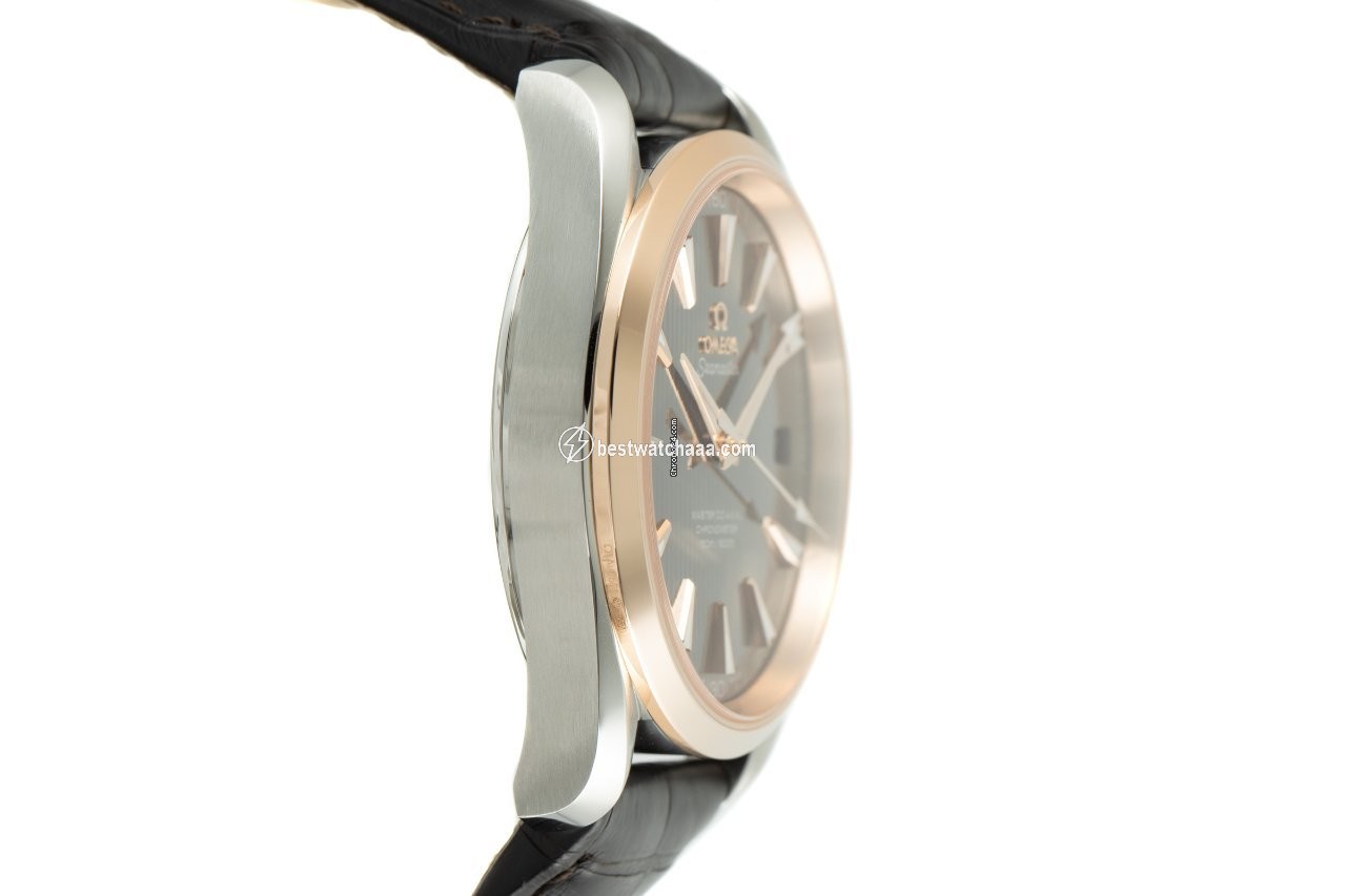 IMG_9081 Omega Seamaster Aqua Terra Mens watch Unisex Automatic Gold Steel 231.23.42.21.06.003 Replica 4