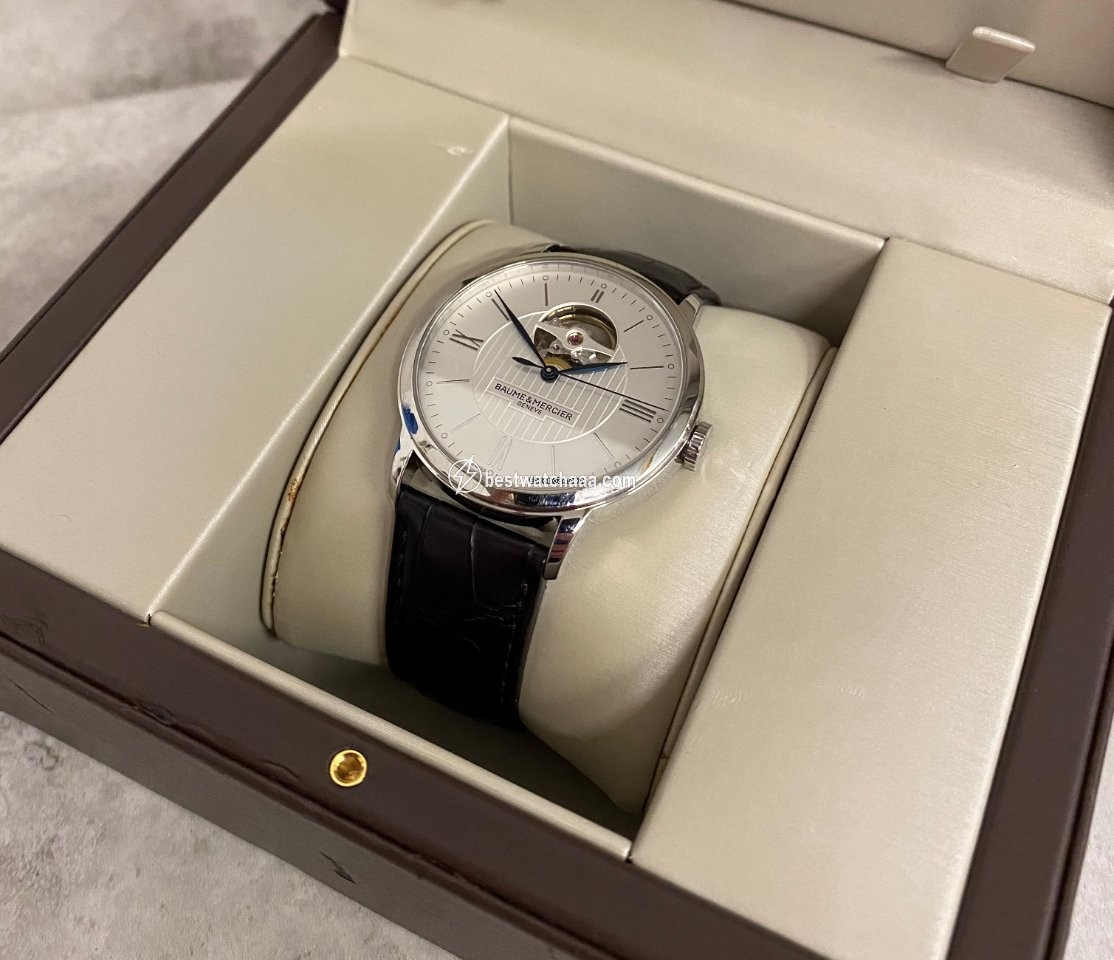 IMG_9081 Baume & Mercier Classima Mens watch Unisex Automatic Silver MOA10275 Replica 4