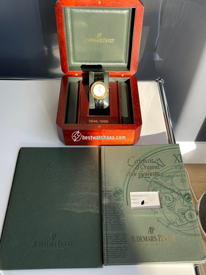IMG_9081 Audemars Piguet Mens watch Unisex Manual winding Yellow gold 14988ba 009 03 Replica 4