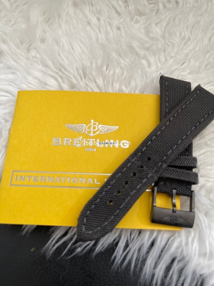 IMG_9081 Breitling Colt Chronograph Automatic Mens watch Unisex Automatic Steel M1338810.BF01.109W.M20BASA.1 Replica 4