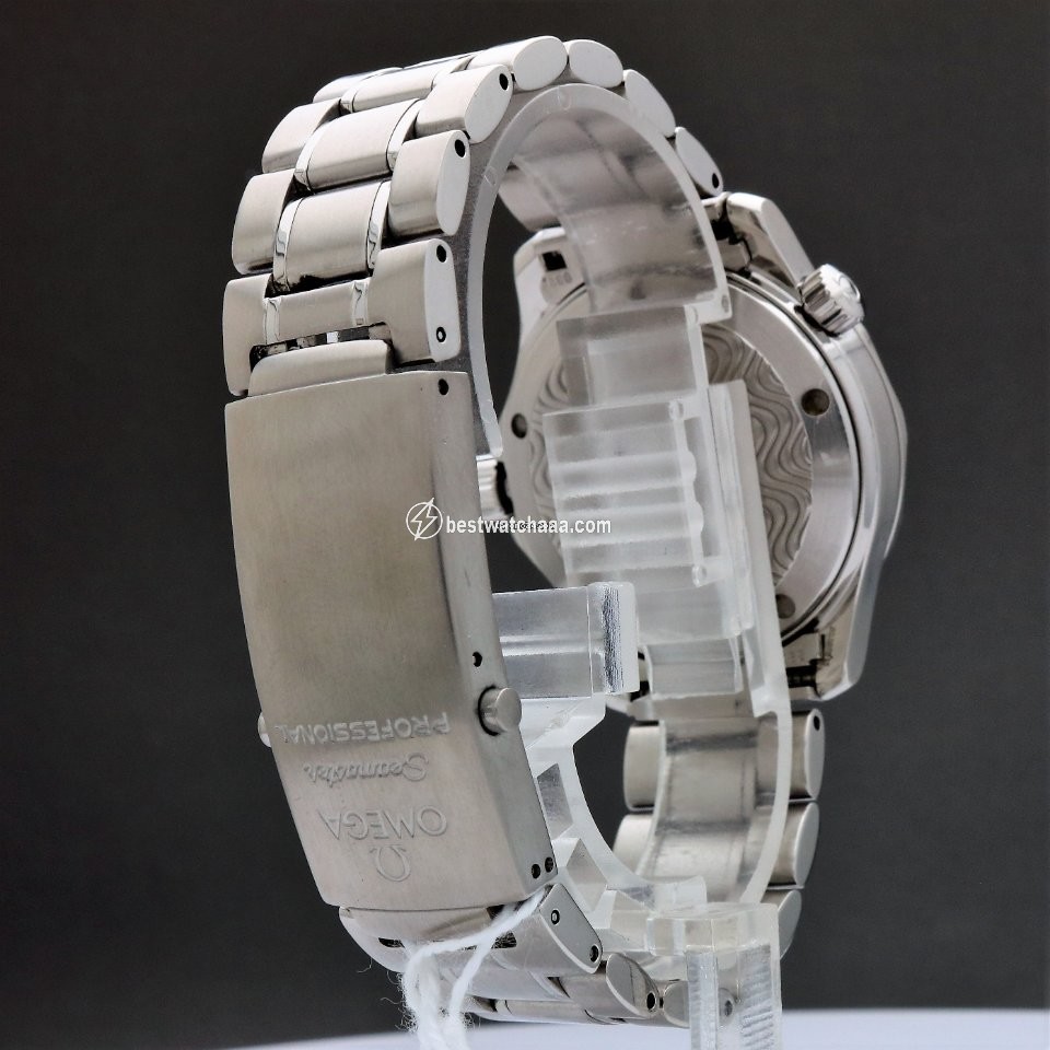 IMG_9081 Omega Seamaster Diver 300 M Mens watch Unisex Automatic Steel 2253.80 Replica 4
