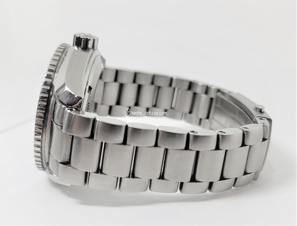 IMG_9081 Omega Seamaster Planet Ocean Mens watch Unisex Automatic Steel 232.30.44.22.02.002 Replica 4