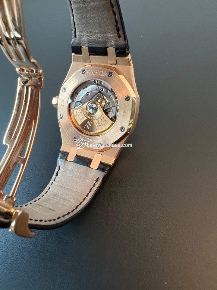 IMG_9081 Audemars Piguet Royal Oak Selfwinding Mens watch Unisex Automatic Rose gold 15300OR.OO.D002CR.01 Replica 4