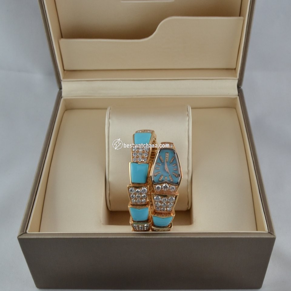 IMG_9081 Bulgari Serpenti Womens watch Quartz Rose gold SP P 26G Replica 4