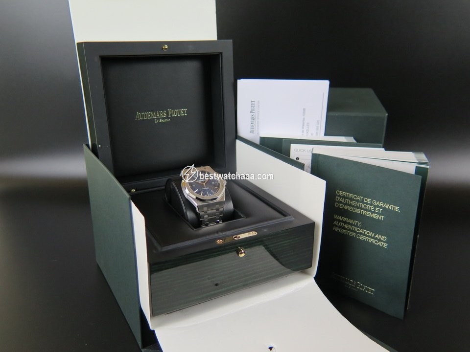 IMG_9081 Audemars Piguet Royal Oak Selfwinding Mens watch Unisex Automatic Steel 15400ST.OO.1220ST.03.A Replica 4