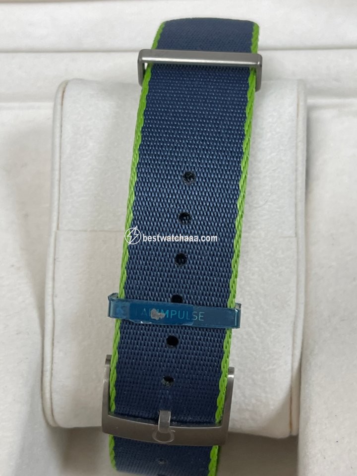 IMG_9081 Omega Speedmaster Skywalker X-33 Mens watch Unisex Quartz Titanium 318.92.45.79.03.001 Replica 4