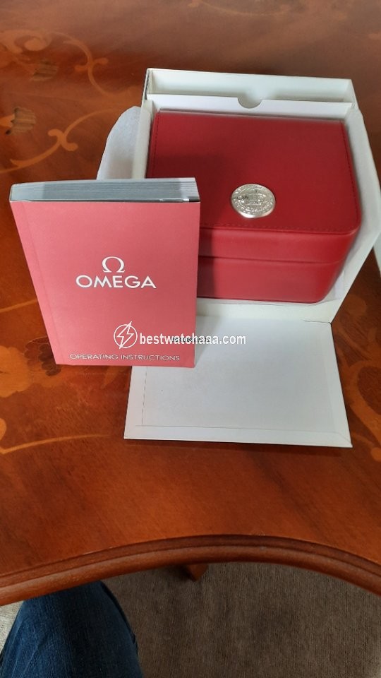 IMG_9081 Omega Speedmaster Mark II Mens watch Unisex Automatic Steel 327.10.43.50.06.001 Replica 4