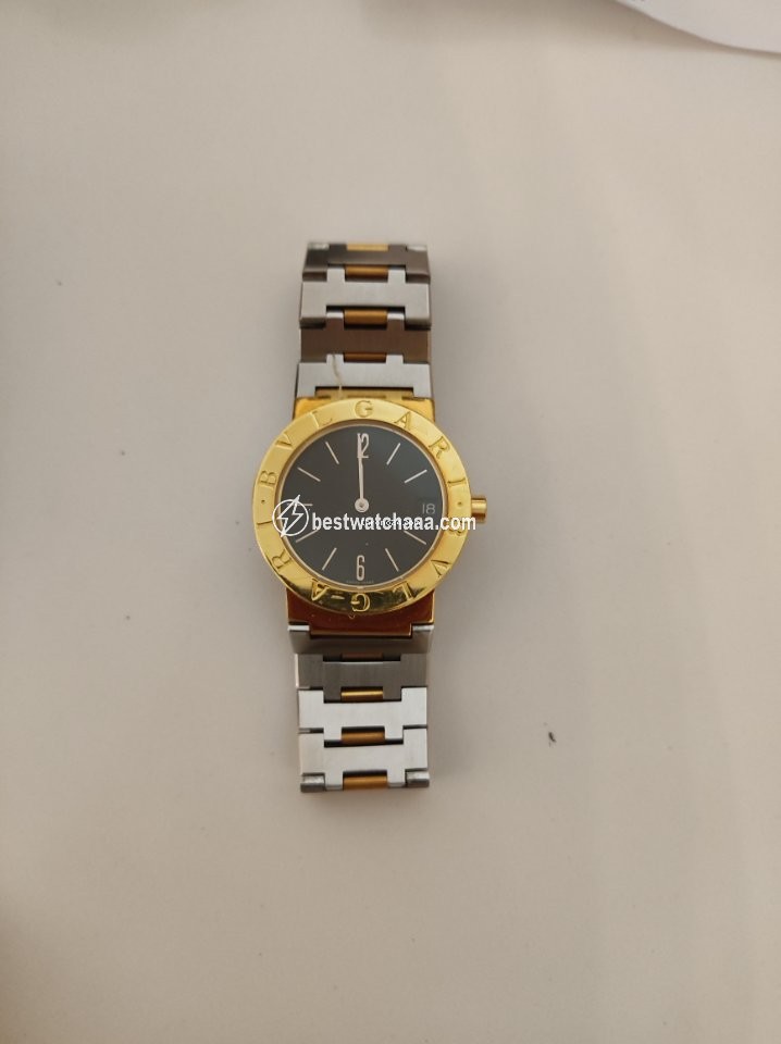 IMG_9081 Bulgari Mens watch Unisex Quartz Yellow gold F21680 Replica 4