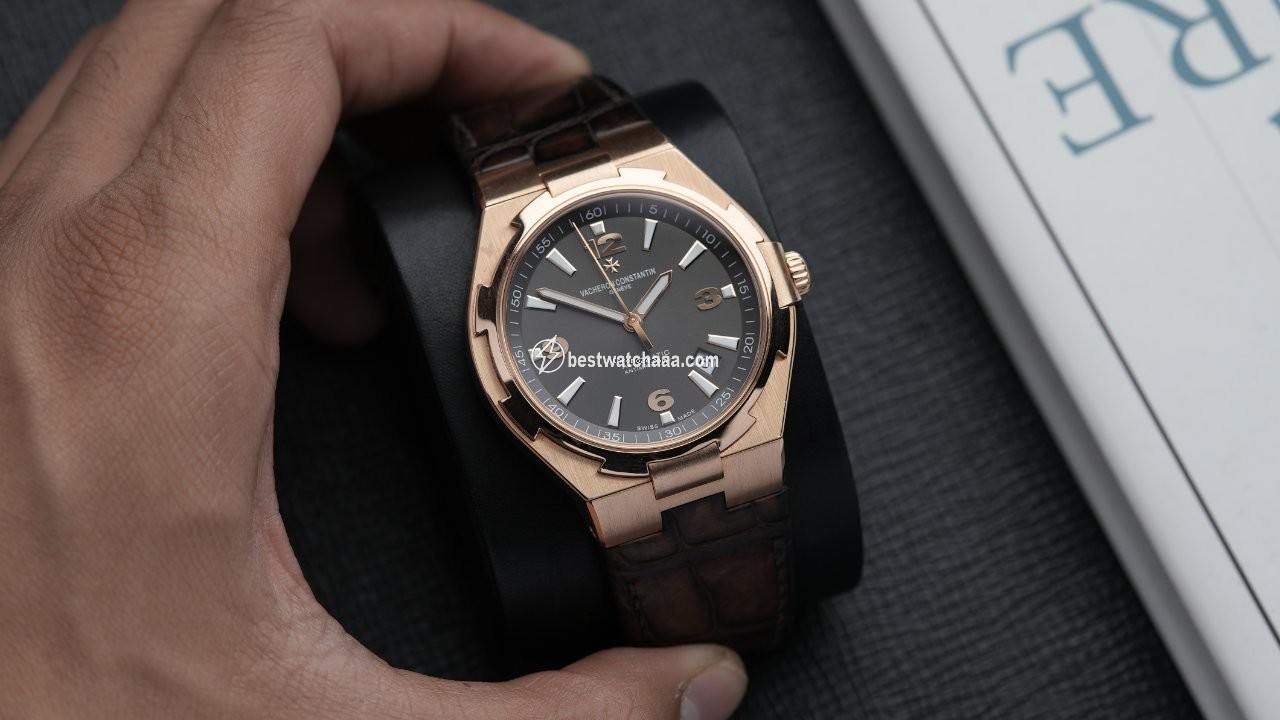 IMG_9081 Vacheron Constantin Overseas Mens watch Unisex Automatic Rose gold 47040 000R-9666 Replica 4