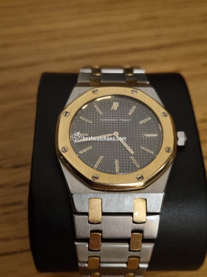 IMG_9081 Audemars Piguet Royal Oak Mens watch Unisex Quartz Gold Steel 56143SA Replica 4