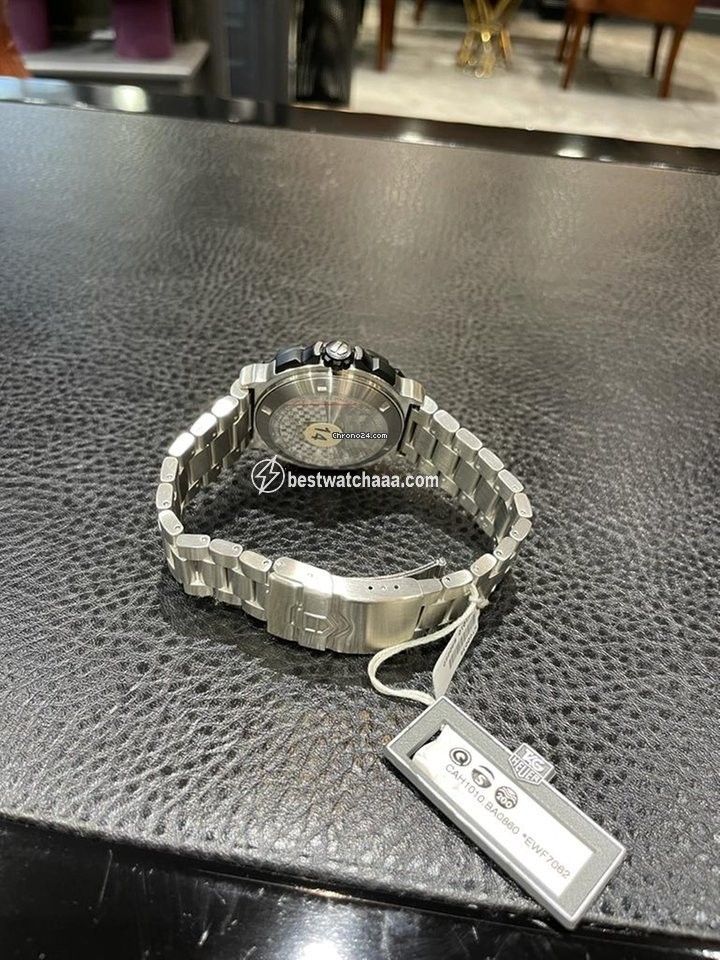 IMG_9081 TAG Heuer Formula 1 Quartz Mens watch Unisex Quartz Steel CAH1010 Replica 4