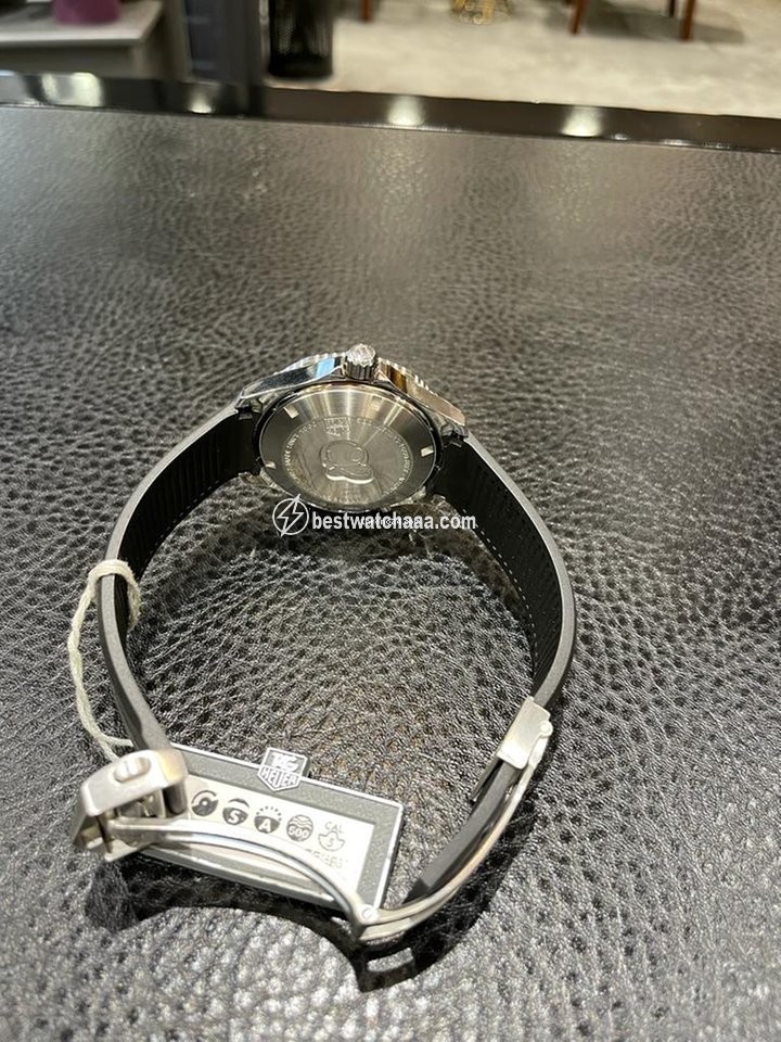 IMG_9081 TAG Heuer Aquaracer 500M Mens watch Unisex Automatic Steel WAK2111 Replica 4