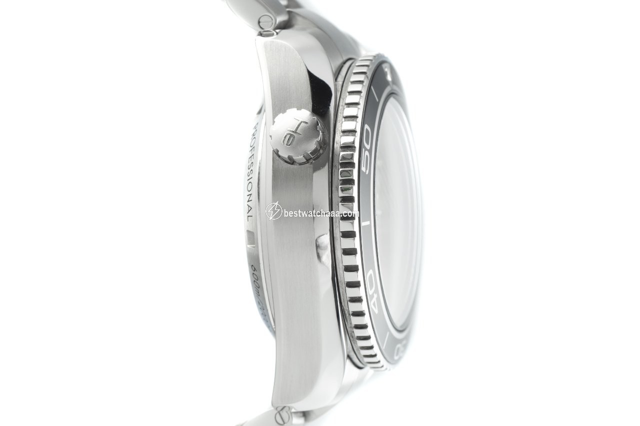 IMG_9081 Omega Seamaster Planet Ocean Chronograph Mens watch Unisex Automatic Steel 232.30.46.51.01.001 Replica 4