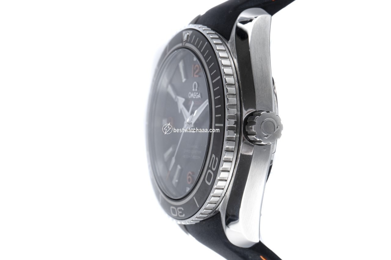 IMG_9081 Omega Seamaster Planet Ocean Mens watch Unisex Automatic Steel 232.30.42.21.01.003 Replica 4