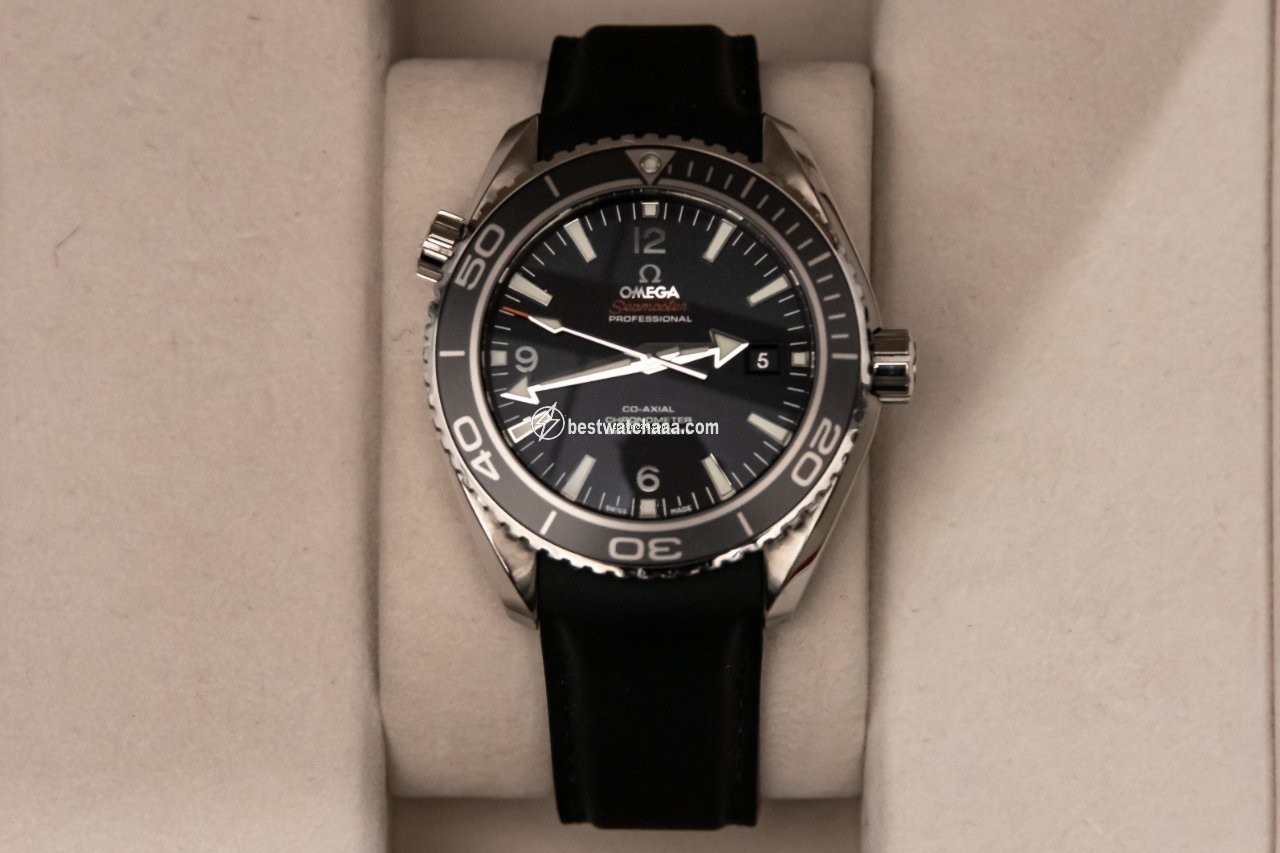 IMG_9081 Omega Seamaster Planet Ocean Mens watch Unisex Automatic Steel 232.32.46.21.01.003 Replica 4