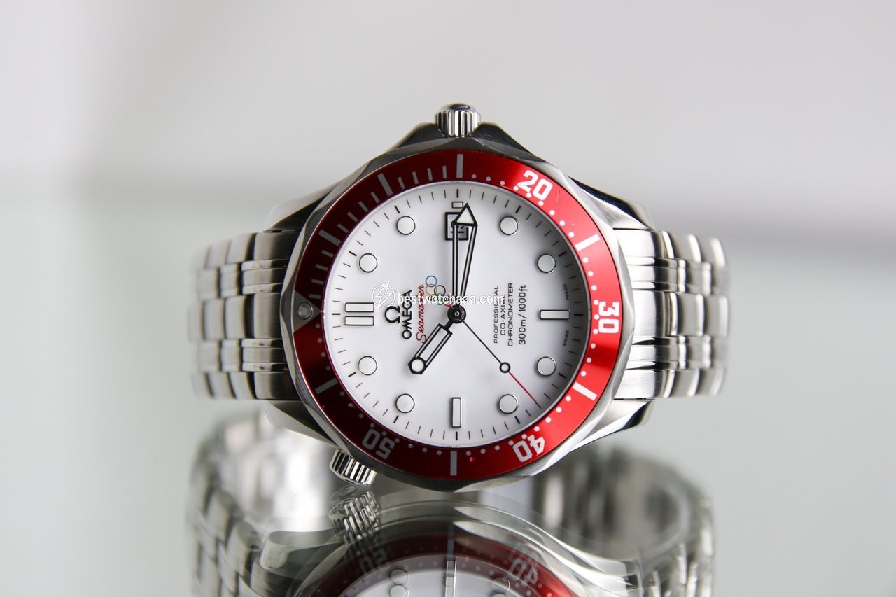 IMG_9081 Omega Seamaster Diver 300 M Mens watch Unisex Automatic Steel 212.30.41.20.04.001 Replica 4