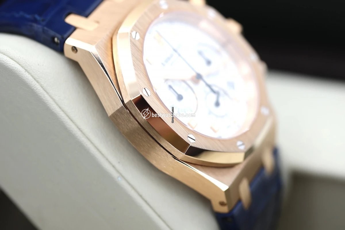 IMG_9081 Audemars Piguet Royal Oak Chronograph Mens watch Unisex Automatic Rose gold 26022OR.OO.D088CR.01 Replica 4