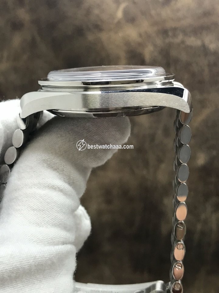 IMG_9081 Omega Speedmaster Professional Moonwatch Manual winding Steel 3861 310.30.42.50.01.002 Replica 4