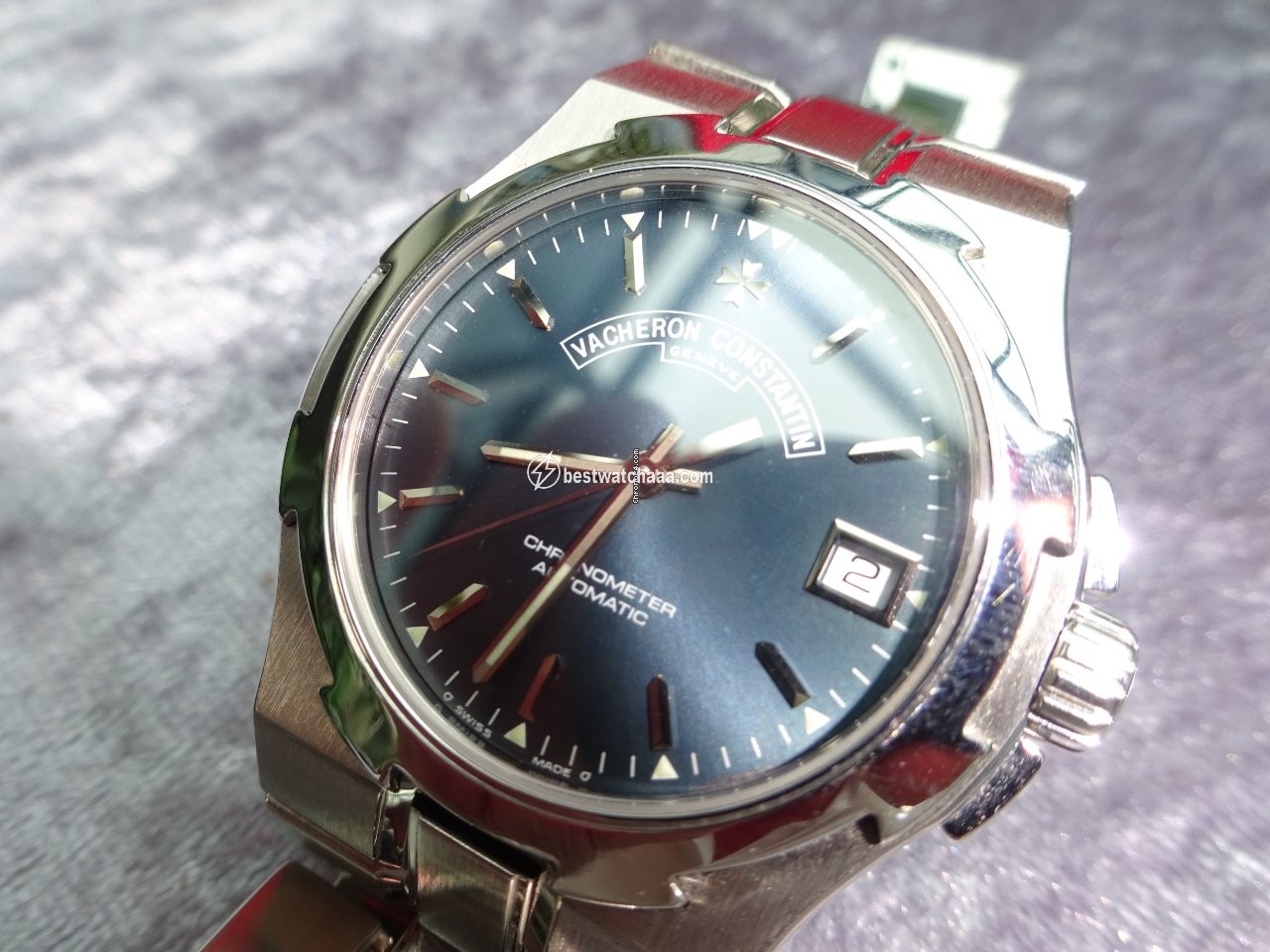 IMG_9081 Vacheron Constantin Overseas Mens watch Unisex Automatic Steel 42040 Replica 4