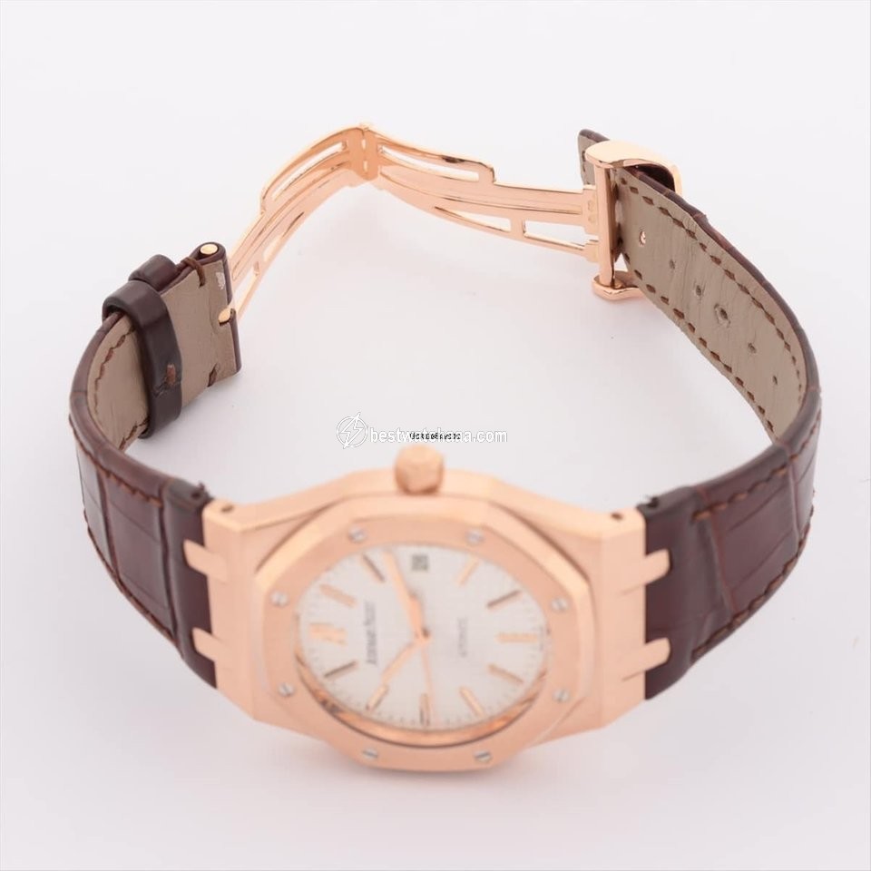 IMG_9081 Audemars Piguet Royal Oak Selfwinding Automatic Yellow gold 15300OR.OO.D088CR.02 750 Replica 4