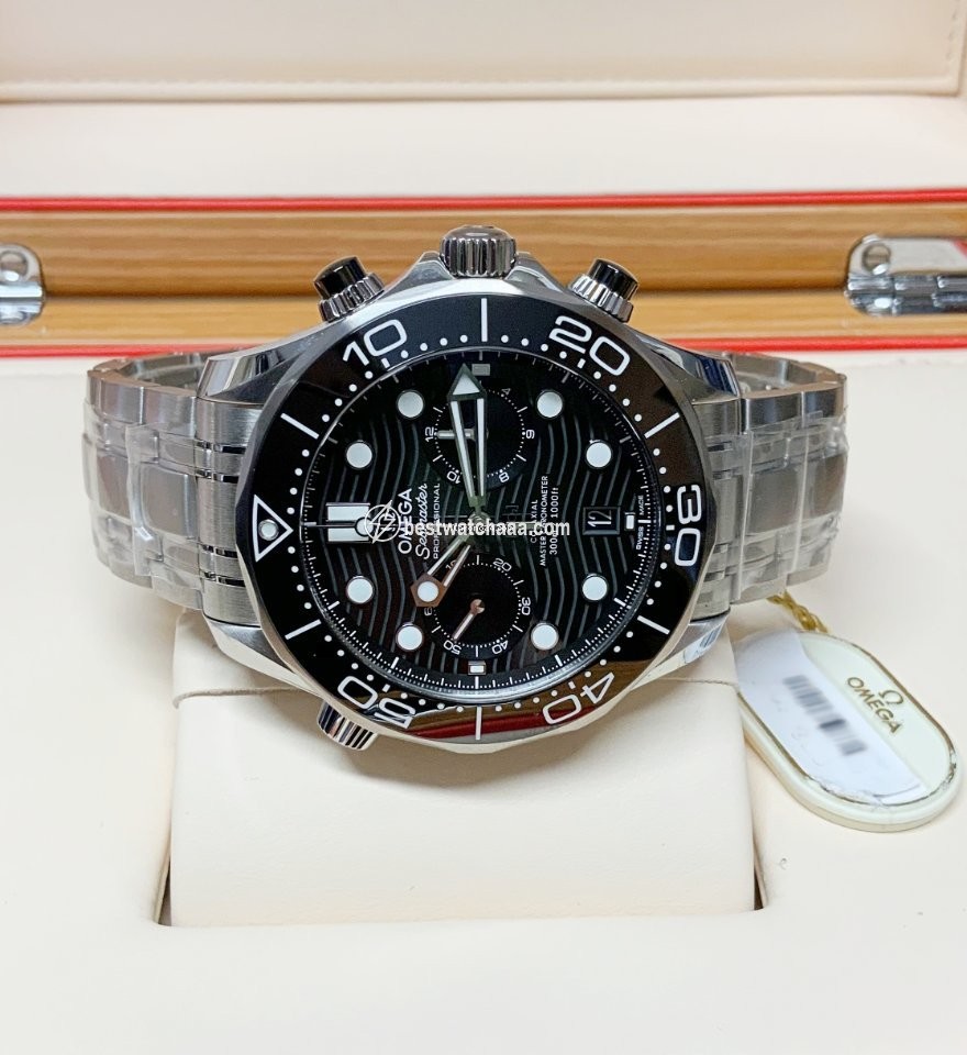 IMG_9081 Omega Seamaster Diver 300 M Mens watch Unisex Automatic Steel 210.30.44.51.01.001 Replica 5
