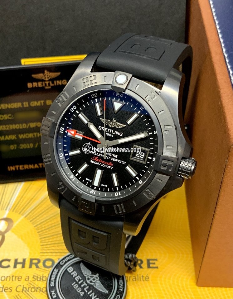 IMG_9081 Breitling Avenger II GMT Mens watch Unisex Automatic Steel M3239010 BF04 Replica 5
