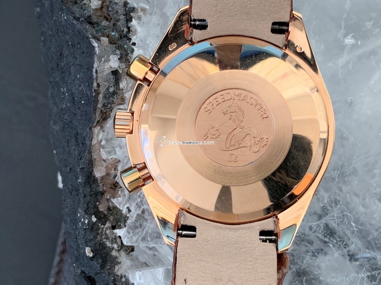 IMG_9081 Omega Speedmaster Date Mens watch Unisex Automatic Rose gold 36233300 Replica 5
