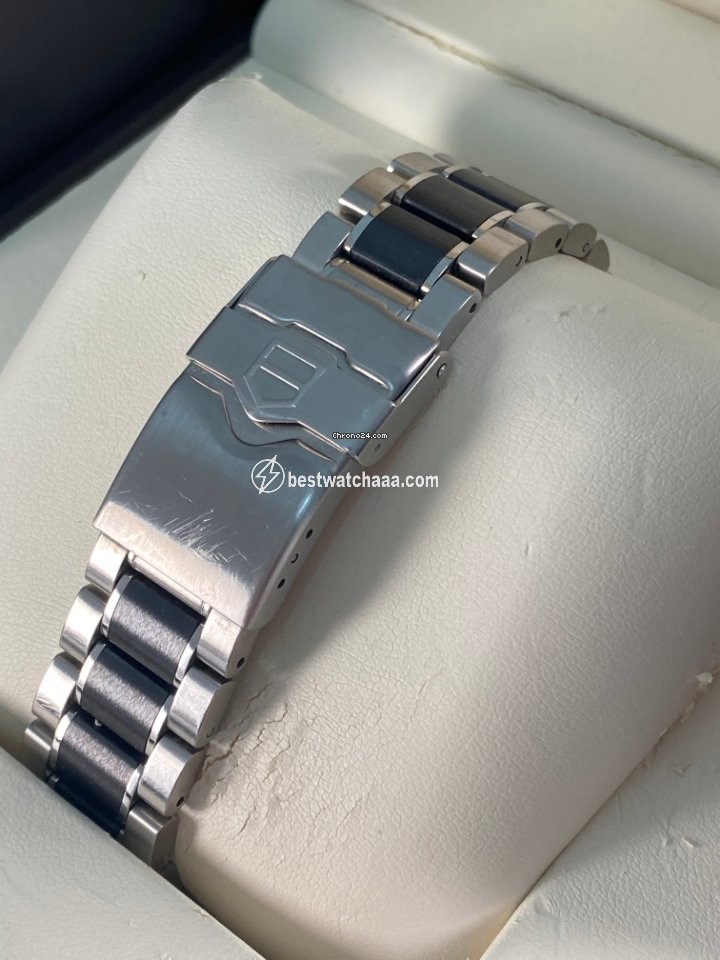 IMG_9081 TAG Heuer Formula 1 Quartz Mens watch Unisex Steel WAU111C.BA0869 Replica 5