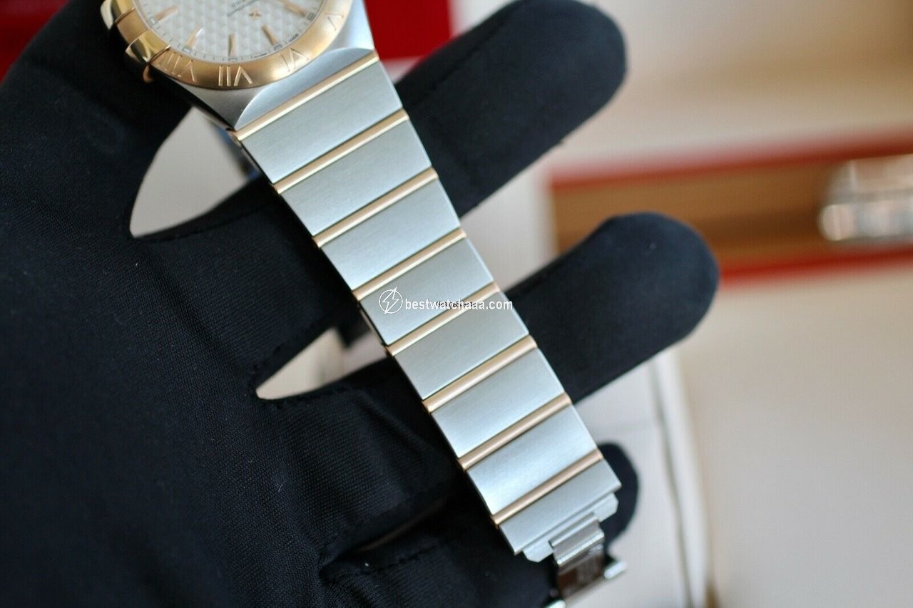 IMG_9081 Omega Constellation Ladies Mens watch Unisex Automatic Gold Steel 123.20.35.20.02.005 Replica 5