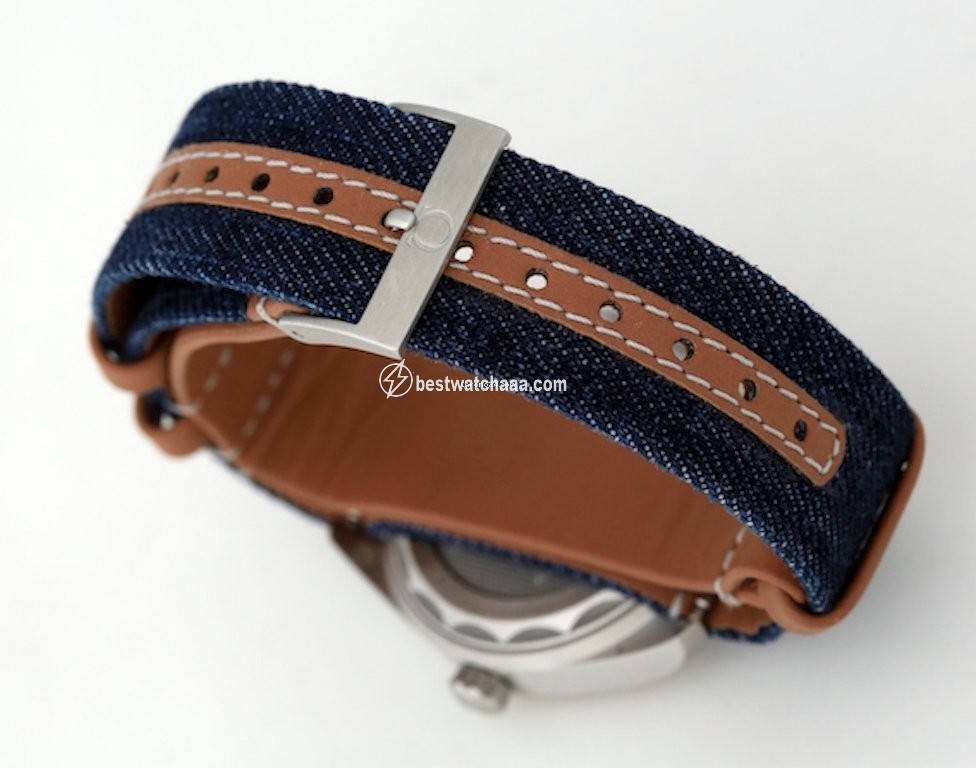 IMG_9081 Omega Seamaster Railmaster Mens watch Unisex Automatic Steel 220.12.40.20.03.001 Replica 5