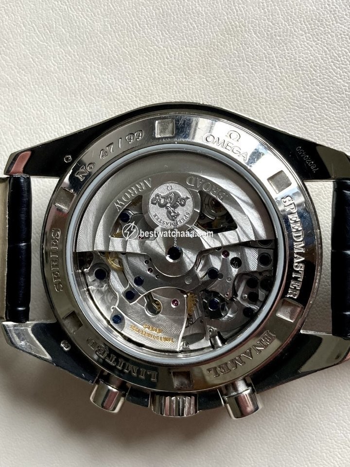 IMG_9081 Omega Speedmaster Broad Arrow Mens watch Unisex Automatic White gold 78020450 Replica 5